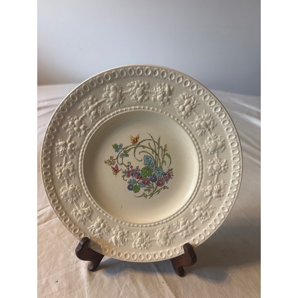 Wedgwood Wellesley Montreal Salad Plates 9.25" Cream Floral Set of 3 Good